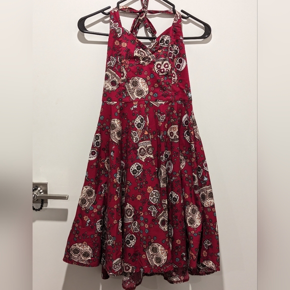 Hell Bunny Sugar Skull Sweetheart Neckline Dress - Picture 4 of 9